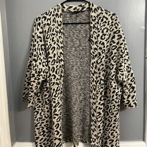 Attention XL Animal Print 3/4 Sleeve Length Cardigan